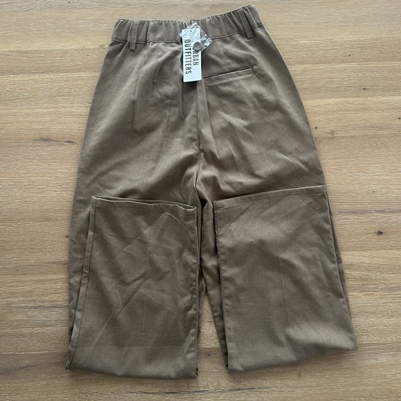 NWT Urban Outfitters Straight Leg Relaxed Trousers - Picture 4 of 4